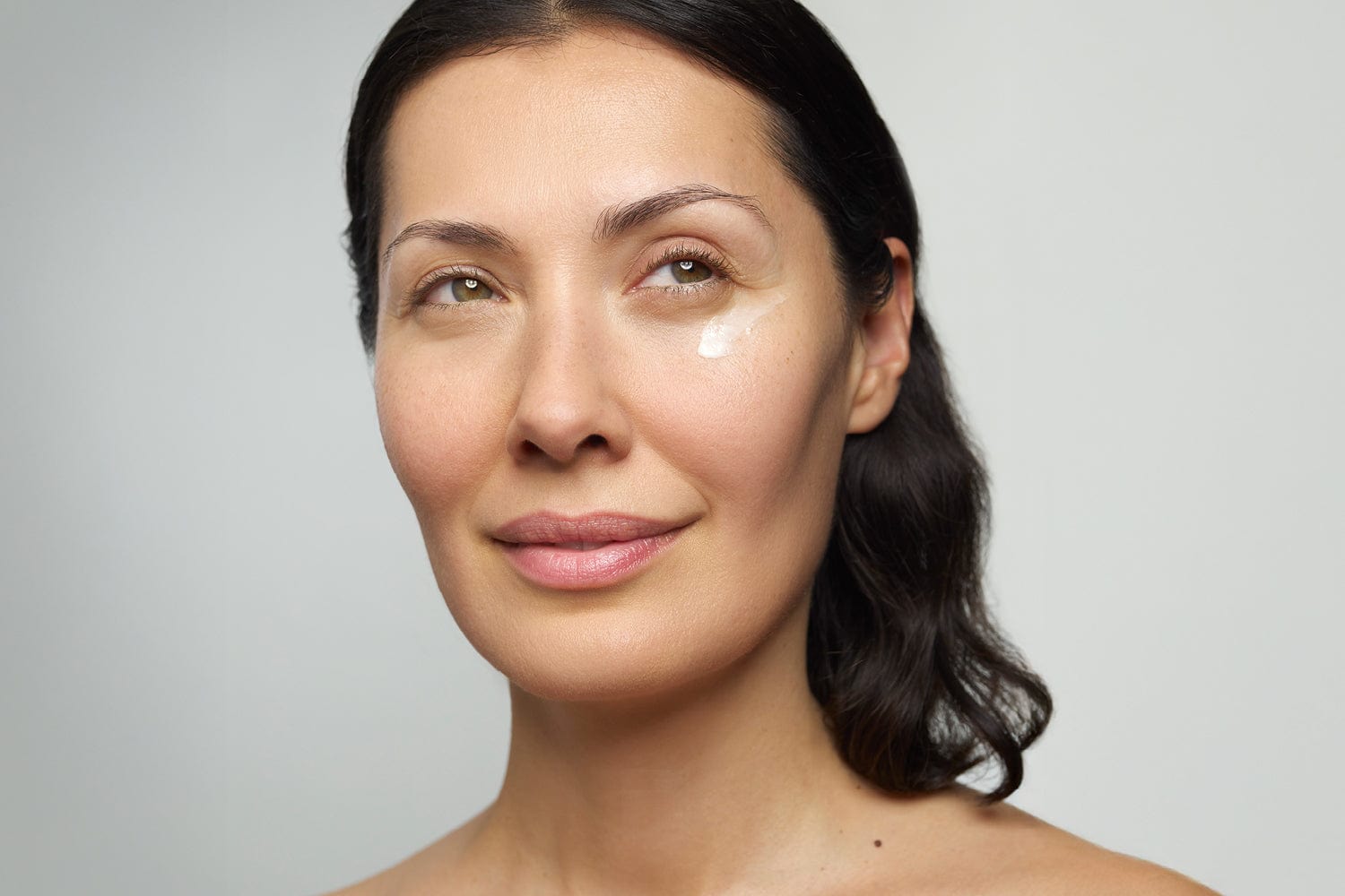 How to Reduce Dark Circles Under Your Eyes