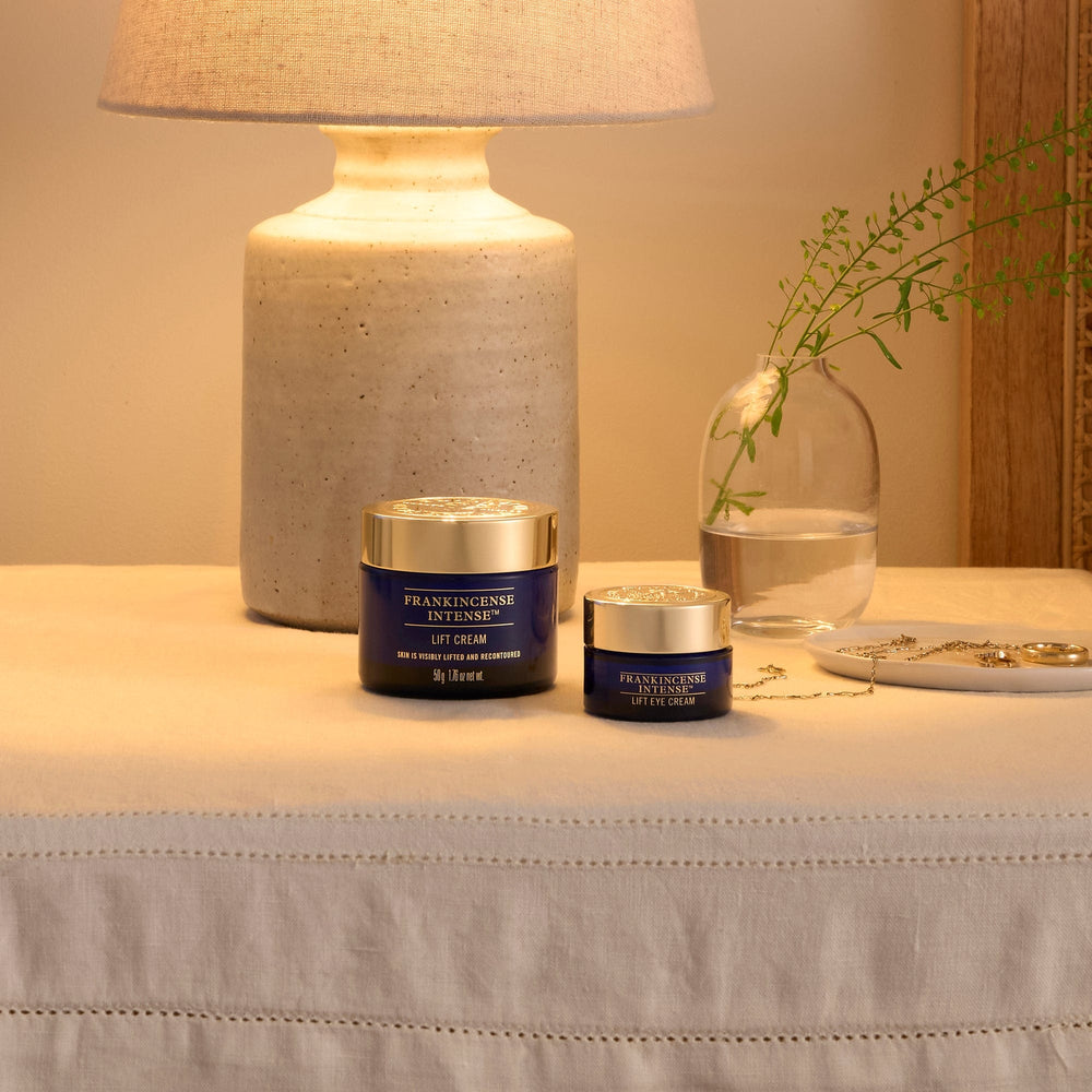 Frankincense Intense™ – Neal's Yard Remedies