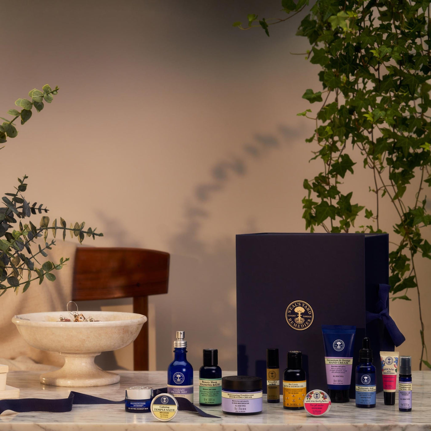 Neal's Yard Remedies Christmas Gifts 12 Days of Beauty & Wellbeing Calendar