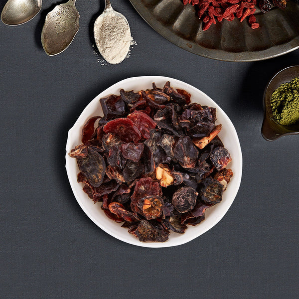 Neal's Yard Remedies Wellbeing Rosehips Dried Herb 50g