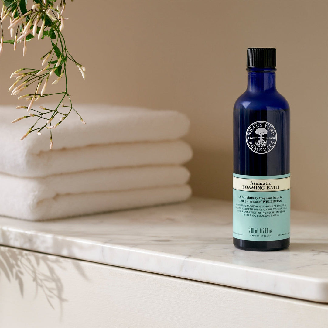 Neal's Yard Remedies Aromatic Foaming Bath 200ml