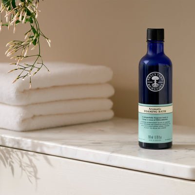 Neal's Yard Remedies Aromatic Foaming Bath 200ml