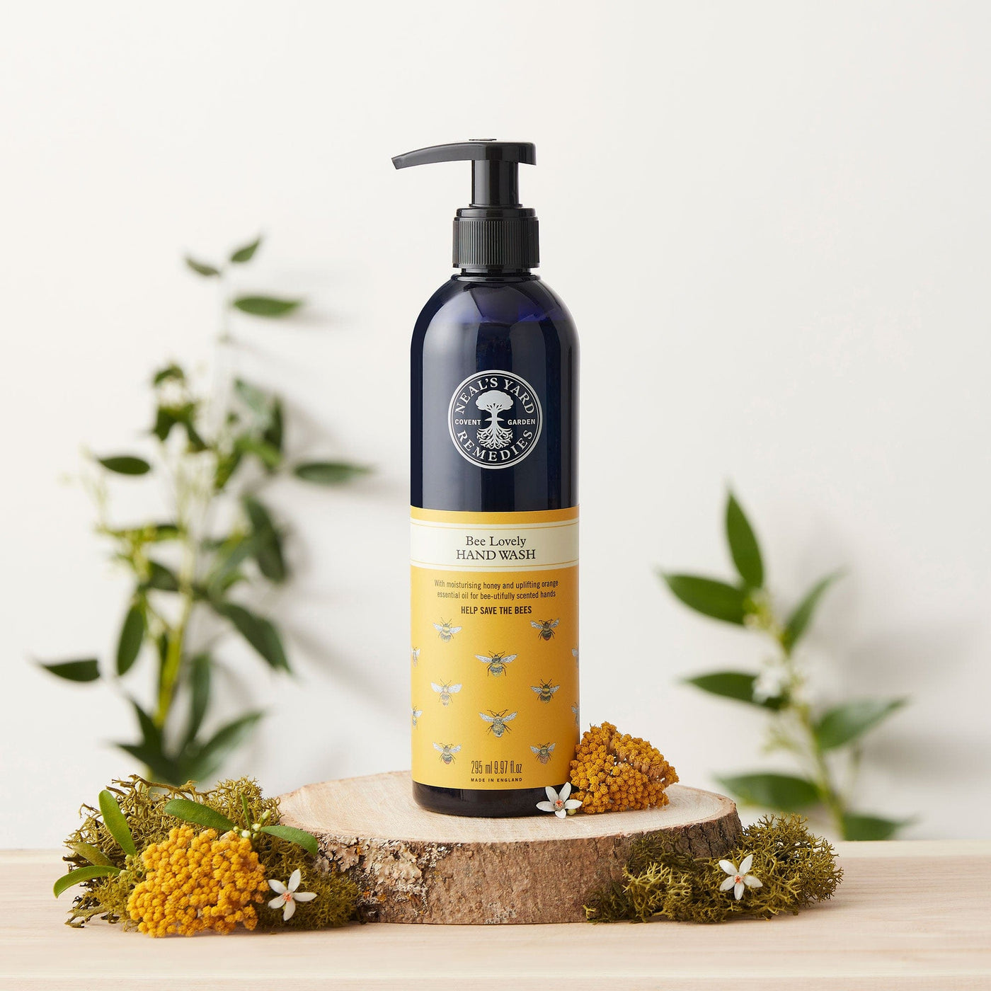 Neal's Yard Remedies Bee Lovely Hand Wash 295ml