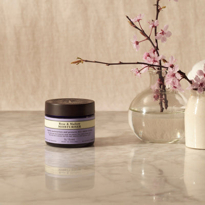 Neal's Yard Remedies Rose and Mallow Moisturiser 50g